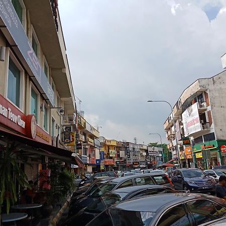Hotel Zamburger Taman Segar - Previously Home Inn Taman Segar Kuala Lumpur Dış mekan fotoğraf