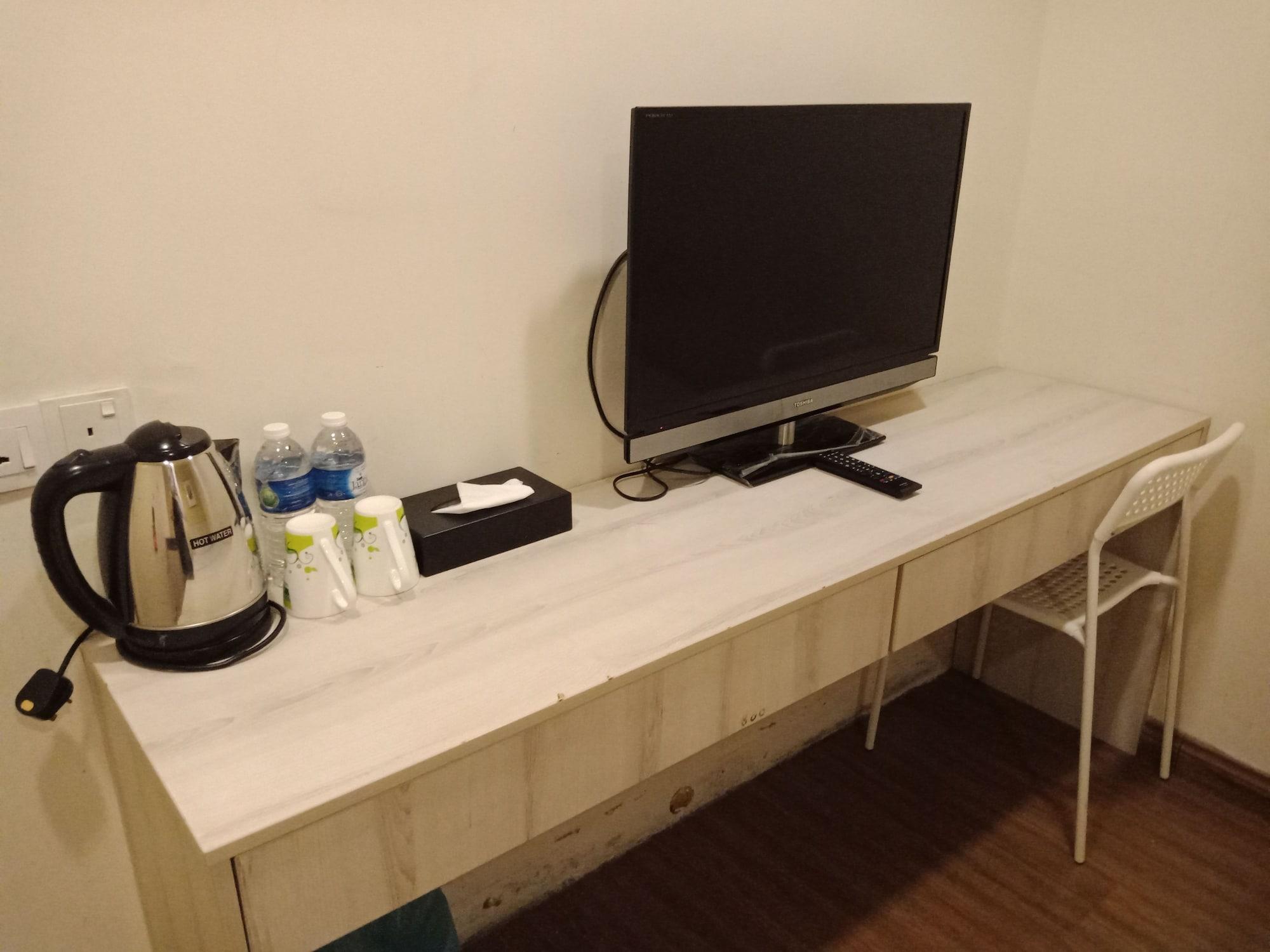 Hotel Zamburger Taman Segar - Previously Home Inn Taman Segar Kuala Lumpur Dış mekan fotoğraf