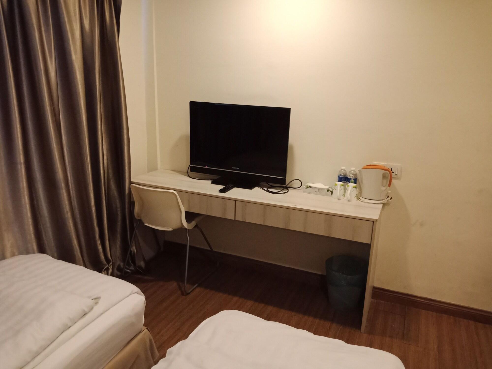 Hotel Zamburger Taman Segar - Previously Home Inn Taman Segar Kuala Lumpur Dış mekan fotoğraf