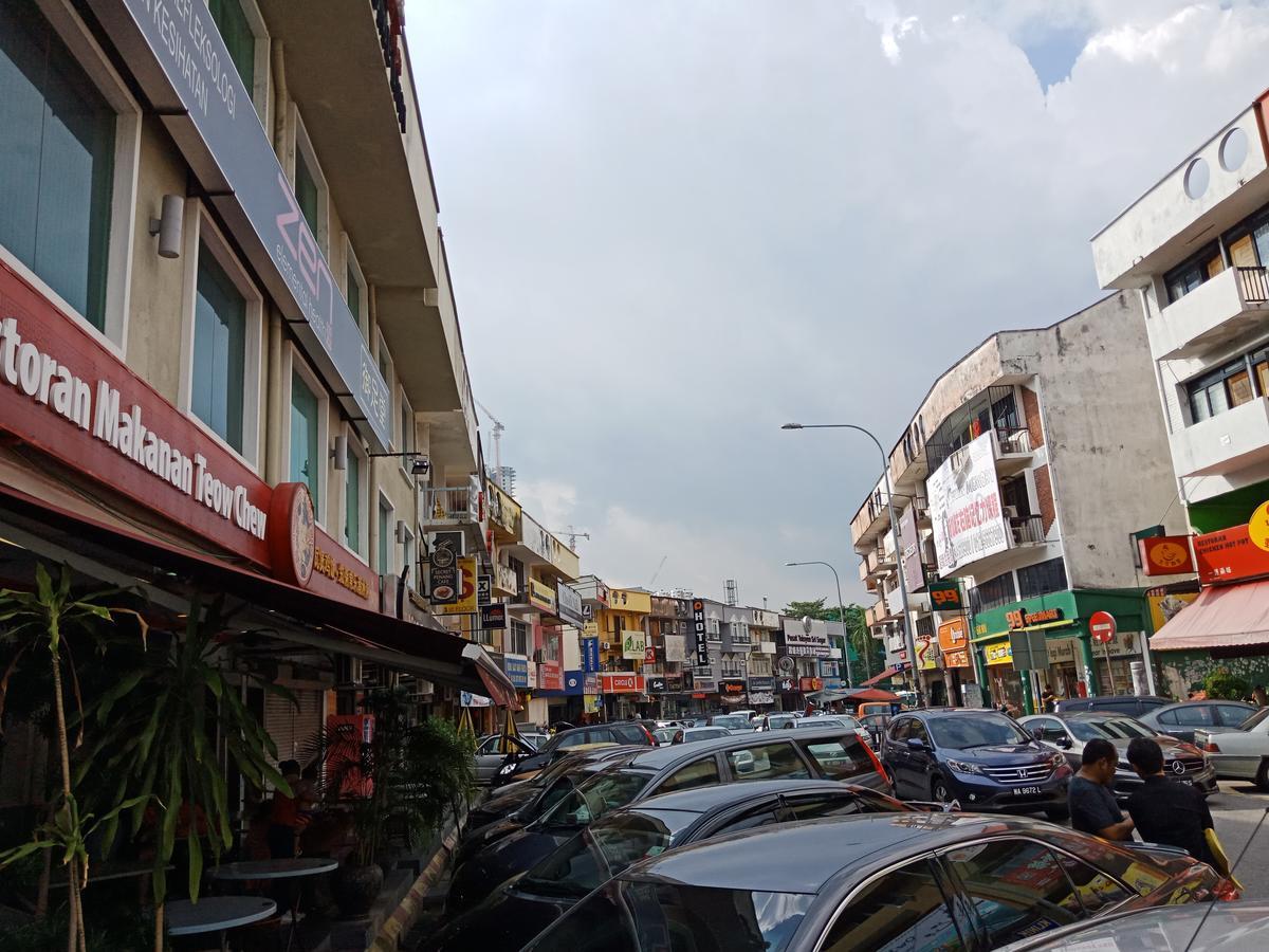 Hotel Zamburger Taman Segar - Previously Home Inn Taman Segar Kuala Lumpur Dış mekan fotoğraf