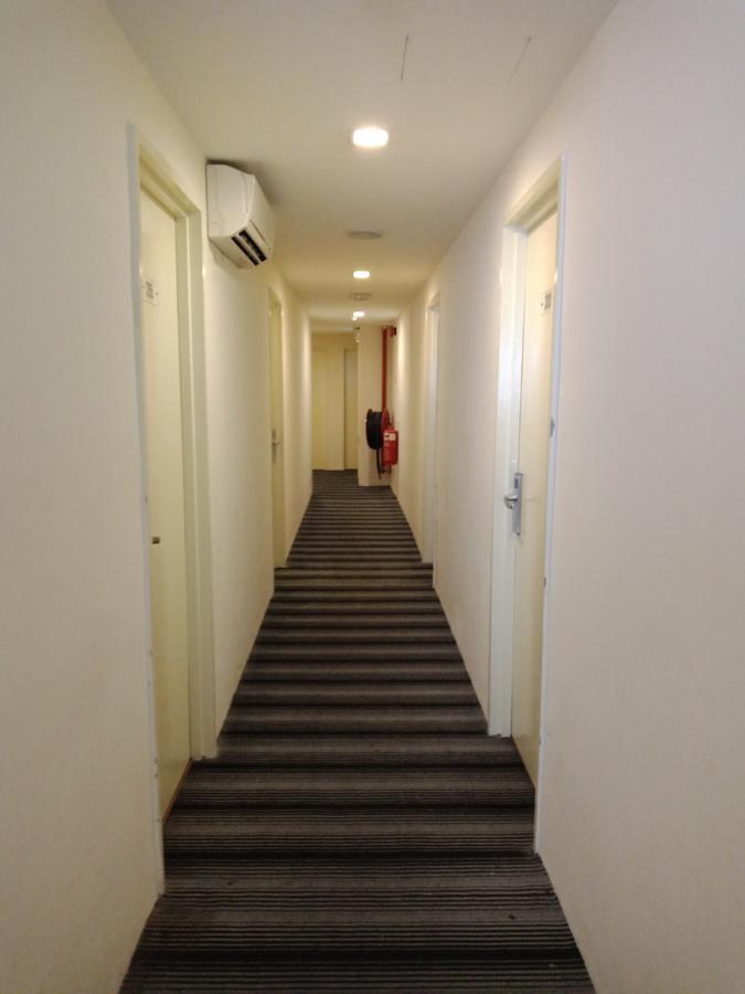 Hotel Zamburger Taman Segar - Previously Home Inn Taman Segar Kuala Lumpur Dış mekan fotoğraf