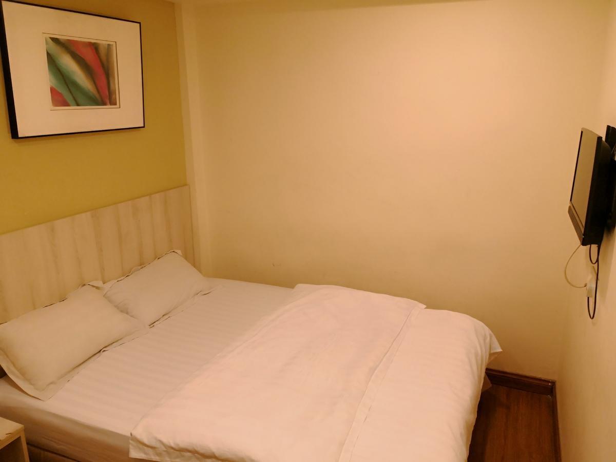 Hotel Zamburger Taman Segar - Previously Home Inn Taman Segar Kuala Lumpur Dış mekan fotoğraf